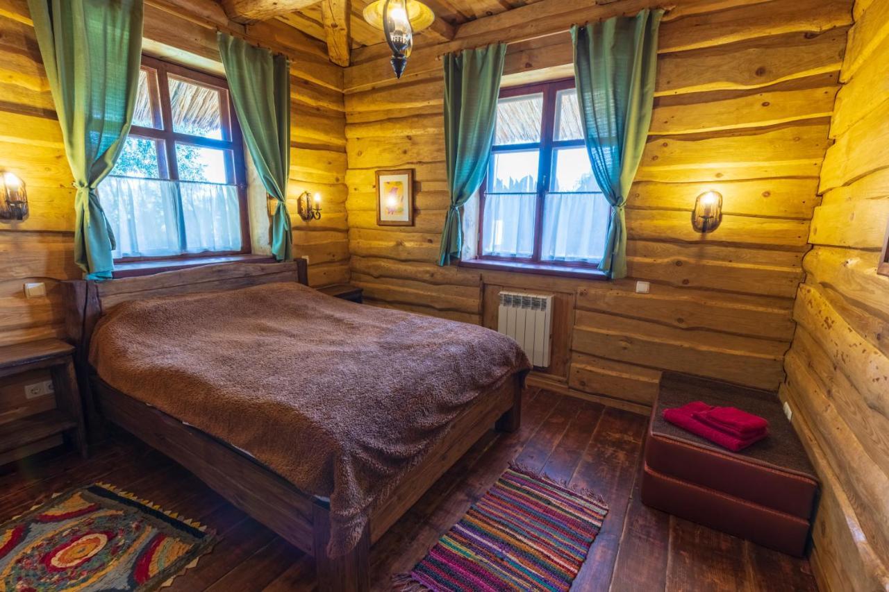 Гостинний Двір На Хуторі Хрещатик Extérieur photo