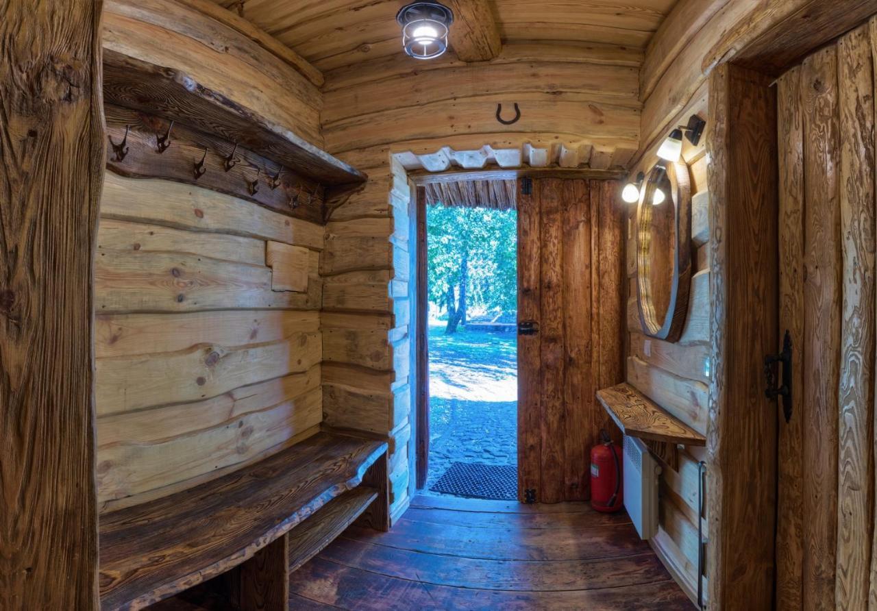 Гостинний Двір На Хуторі Хрещатик Extérieur photo