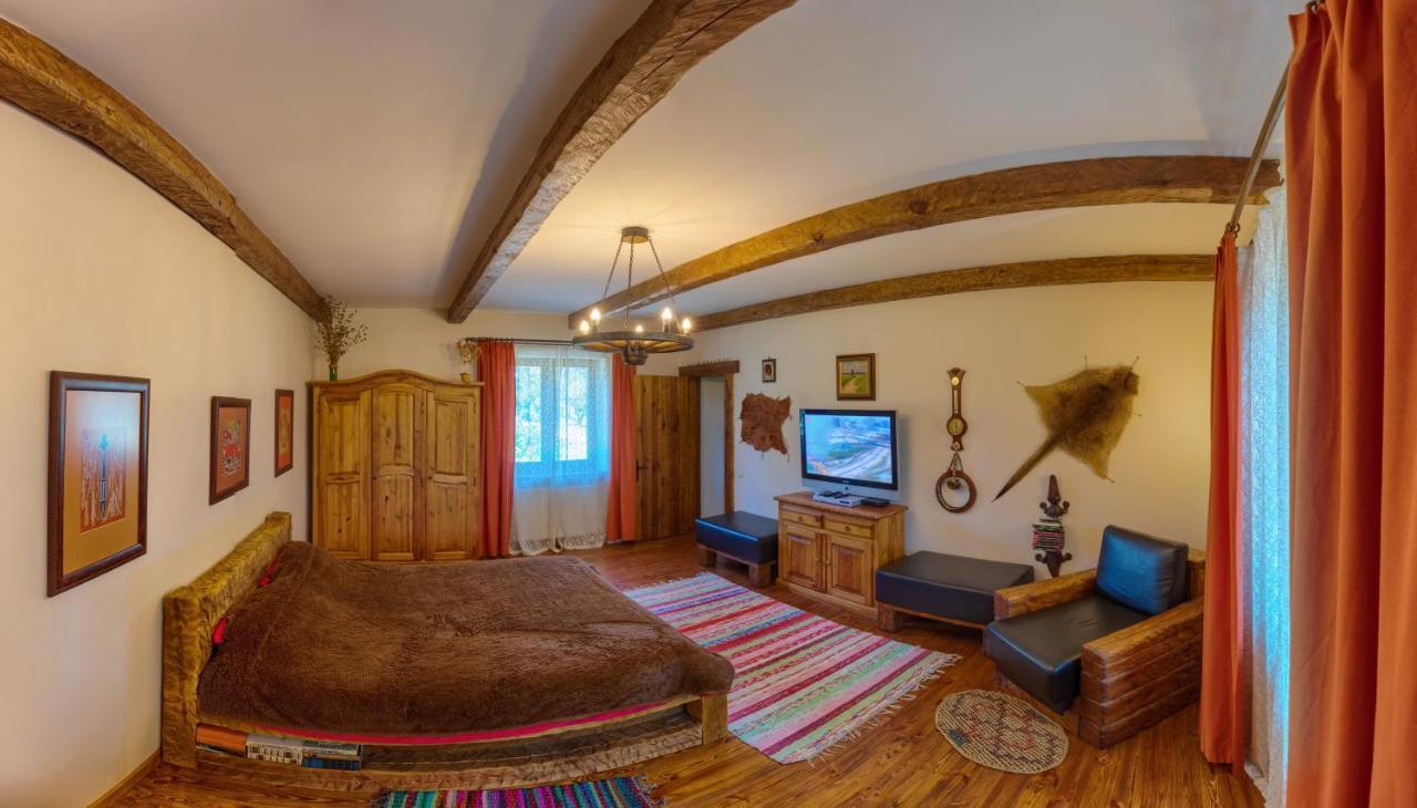 Гостинний Двір На Хуторі Хрещатик Extérieur photo